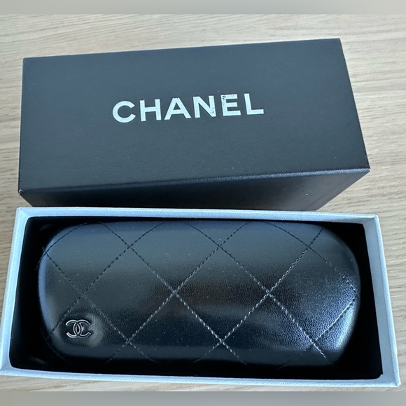 Chanel 5313 Butterfly Sunglasses NEW IN BOX - Picture 8 of 8